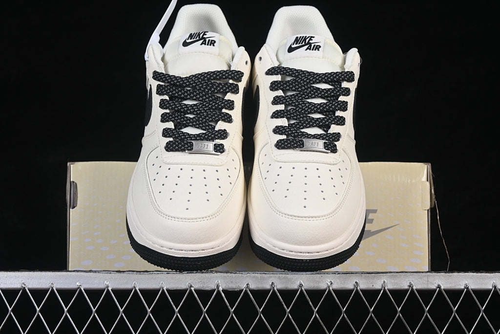 Nike Air Force 1  "B/W"
