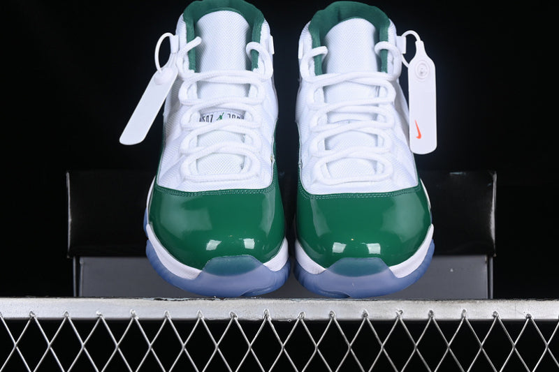 Air Jordan 11 Retro "Michigan State"