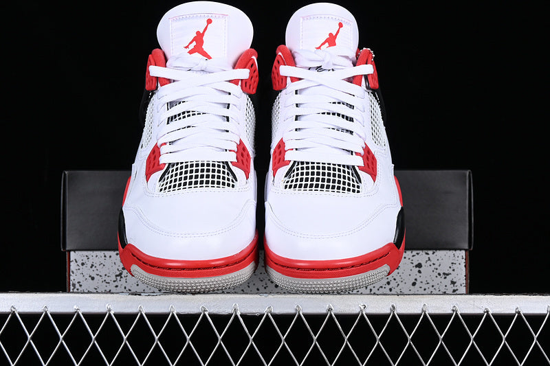 Air Jordan 4 Retro "Fire Red"