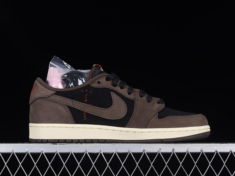 Air Jordan 1 Retro Low OG X Travis Scott "Mocha"