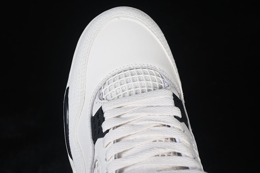 Air Jordan 4 Retro "Flight Club"