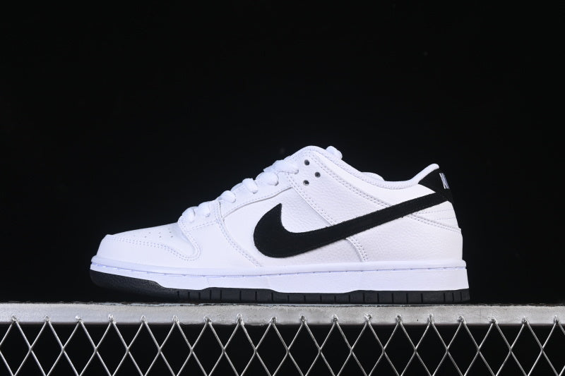 Nike SB Dunk Low "All White & Black"