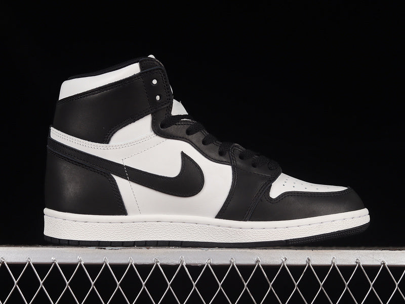 Air Jordan 1 Retro High OG  "Black White"