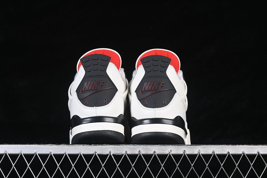 Air Jordan 4 Retro "Flight Club"