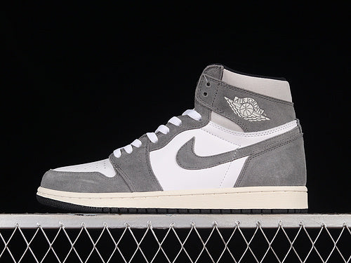 Air Jordan 1 Retro High OG "Washed Black"