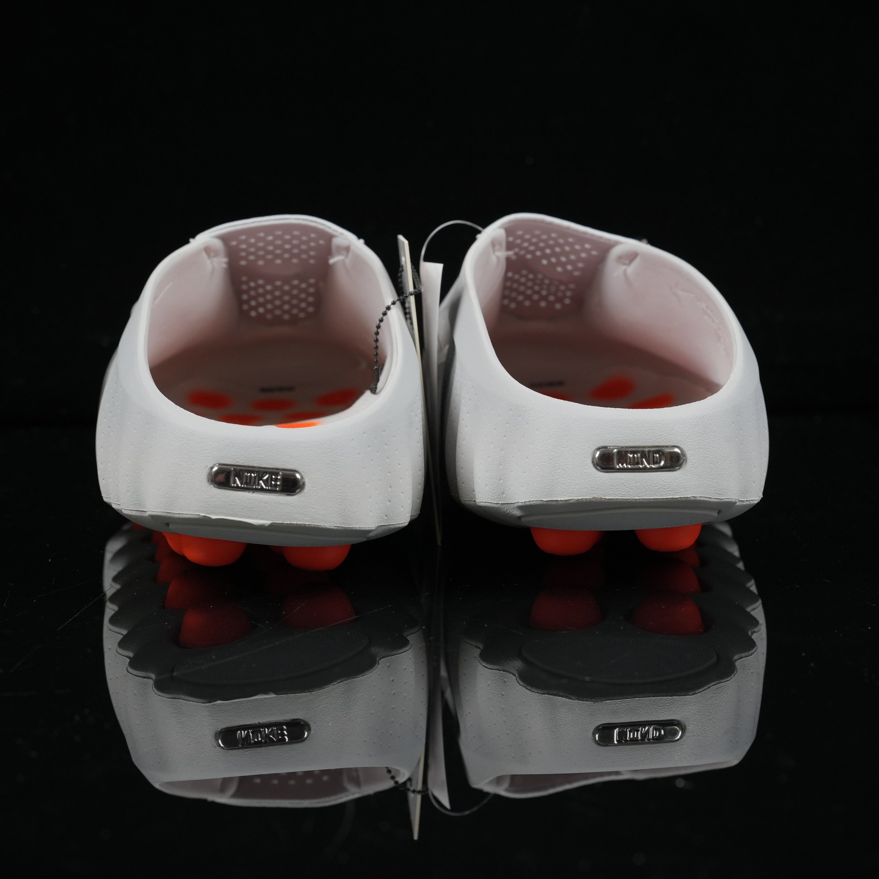 Nike Mind 001 