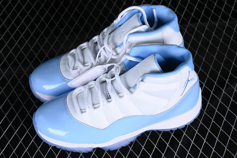 Air Jordan 11 Retro "UNC"