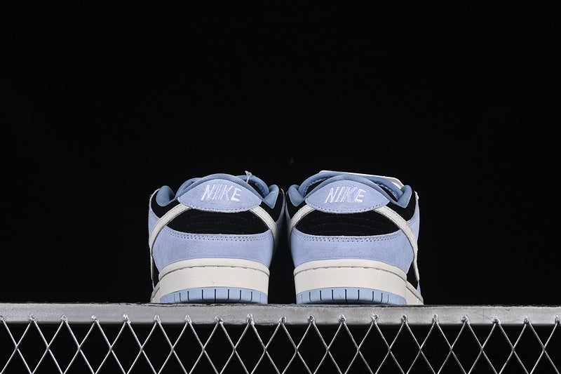 Nike SB Dunk Low "Aluminum"