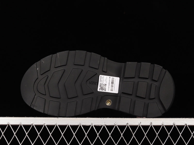 A McQ Tread Slick "Black"