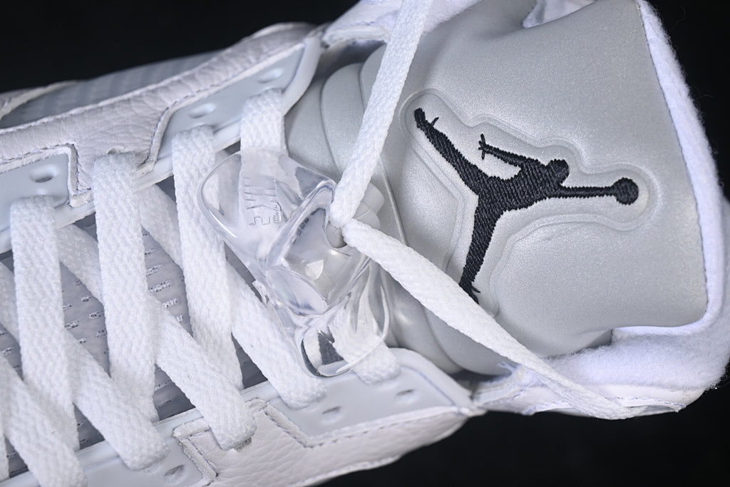 Air Jordan 5 Retro "White Metallic"