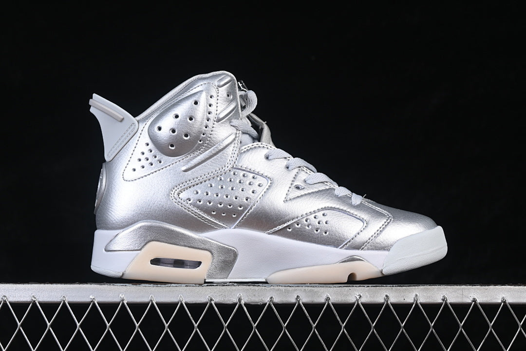 Air Jordan 6 Retro x Paris Saint-Germain "Metallic Silver
