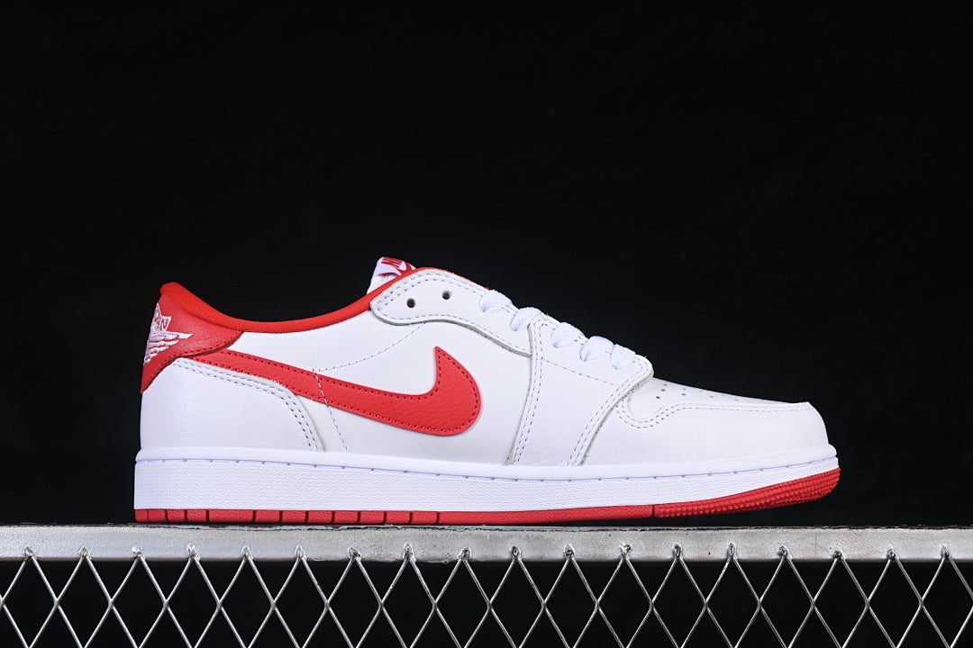 Air Jordan 1 Retro Low "University Red"