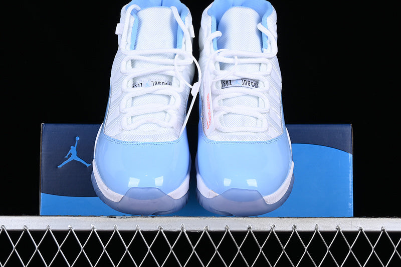 Air Jordan 11 Retro "UNC"