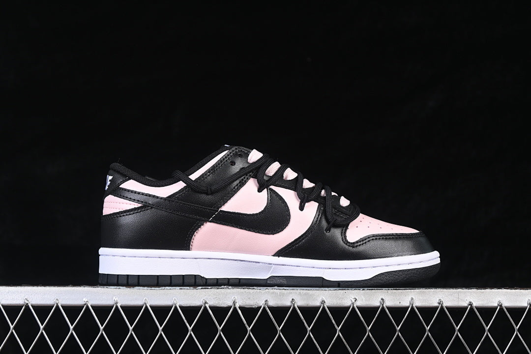 Nike SB Dunk Low "Black Pink"