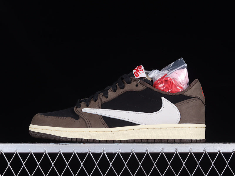 Air Jordan 1 Retro Low OG X Travis Scott "Mocha"