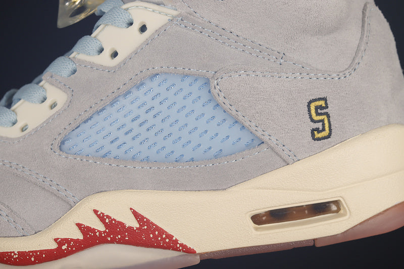 Air Jordan 5 Retro "Ice Blue"