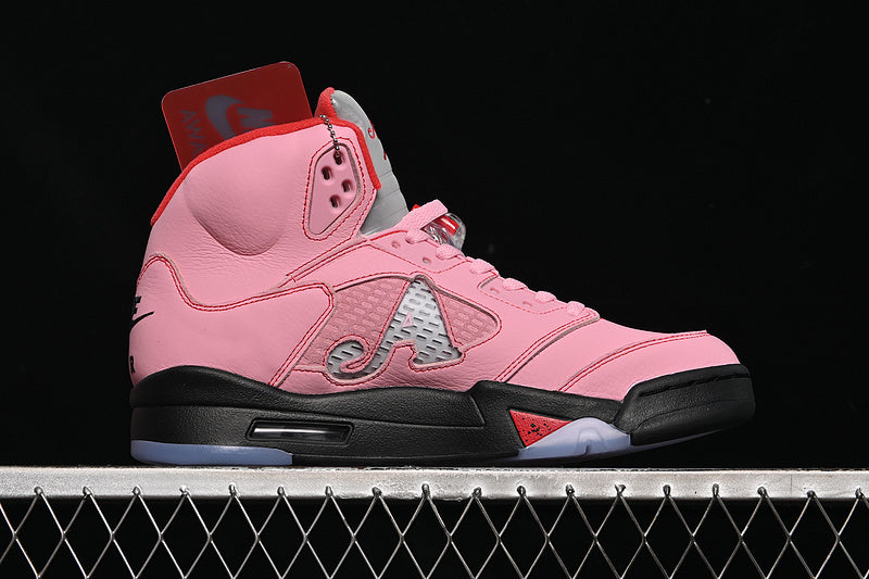 ir Jordan 5 Retro OG SP x Awake NY "Arctic Pink"