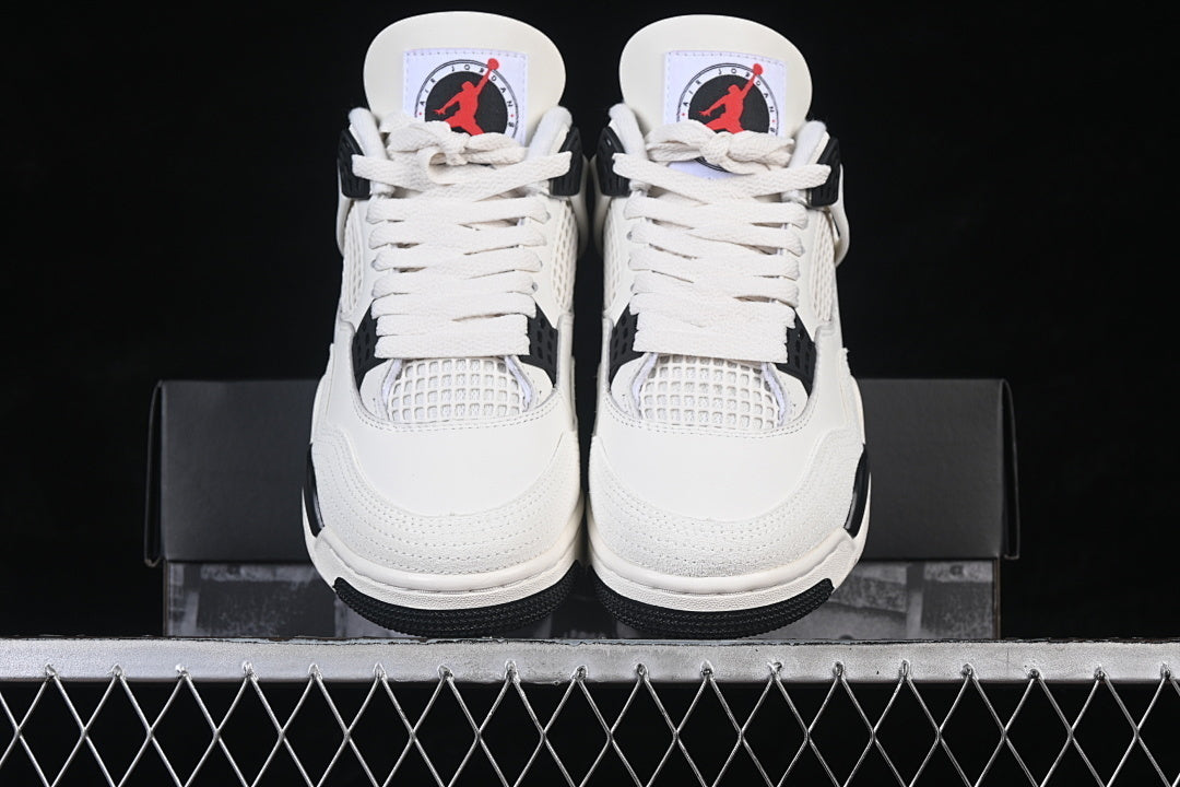 Air Jordan 4 Retro "Flight Club"