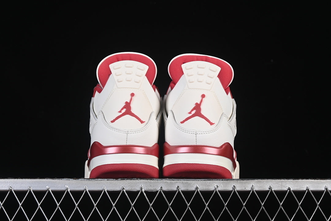 Air Jordan 4 Retro "Valentine's Day"