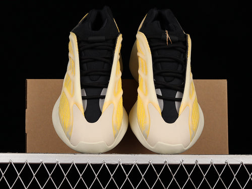 Adidas Yeezy Boost 700 V3 modelo "Mono Safflower"
