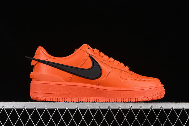 Air Force 1 Low SP AMBUSH "Orange/Black"