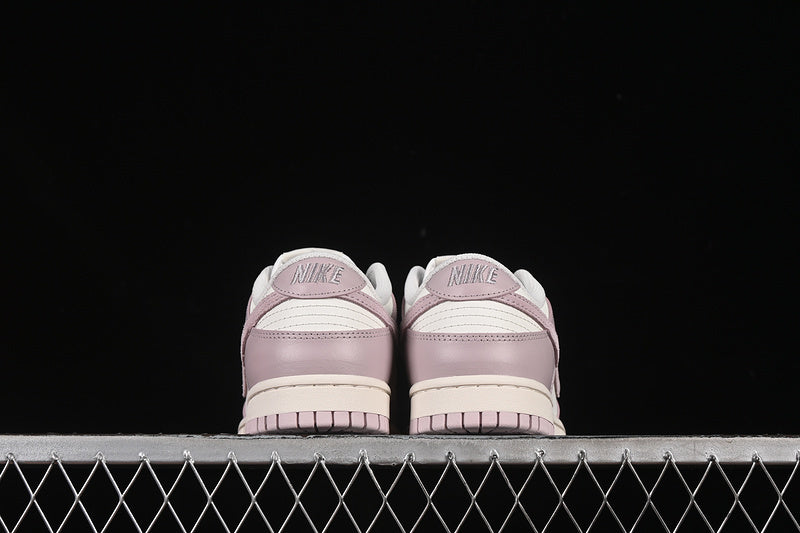 Nike SB Dunk Low "Particle Rose"
