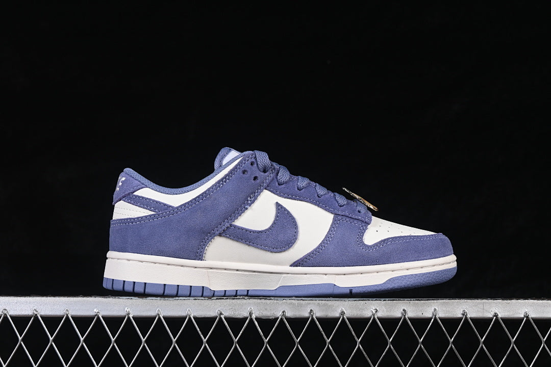 Nike SB Dunk Low "World Indigo"