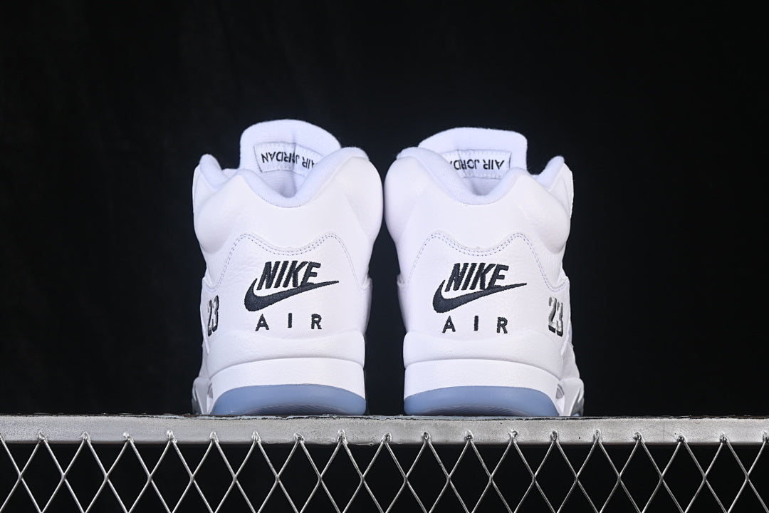 Air Jordan 5 Retro "White Metallic"