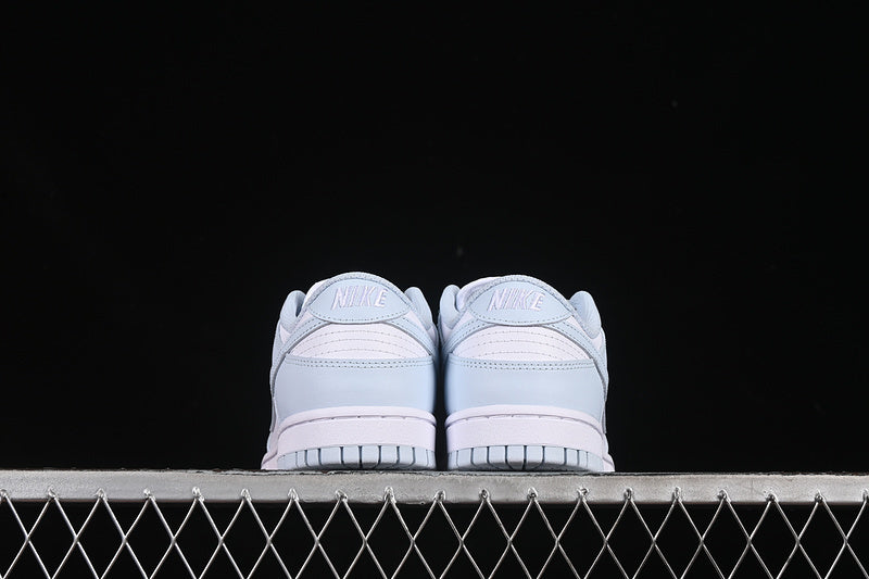 Nike SB Dunk Low "Glacier Blue"