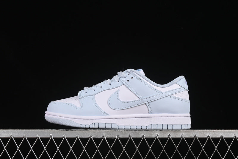 Nike SB Dunk Low "Glacier Blue"