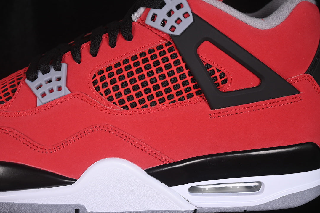 Air Jordan 4 Retro "Toro Bravo" 2026