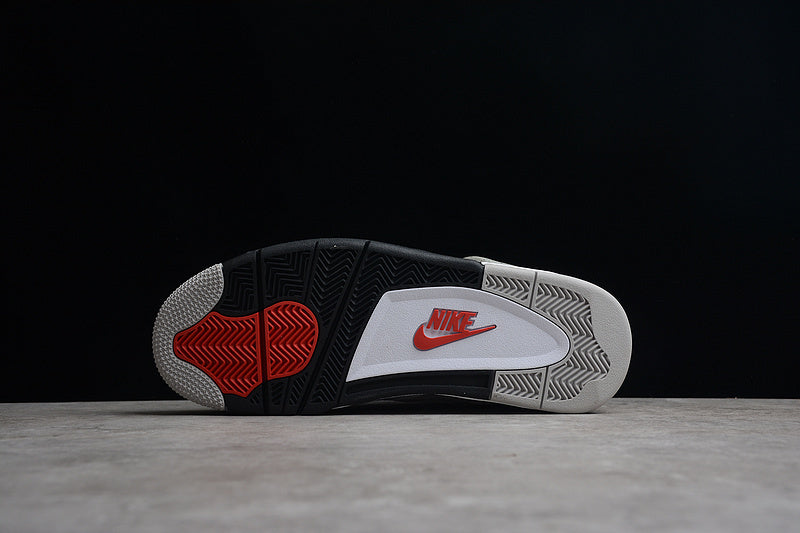 Air Jordan 4 Retro OG “White Cement”