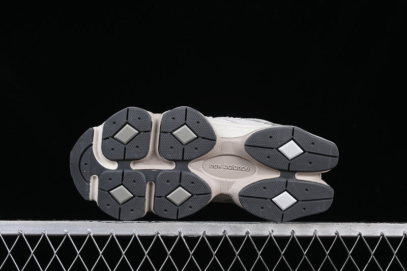 NB 9060 "Silver Grey"