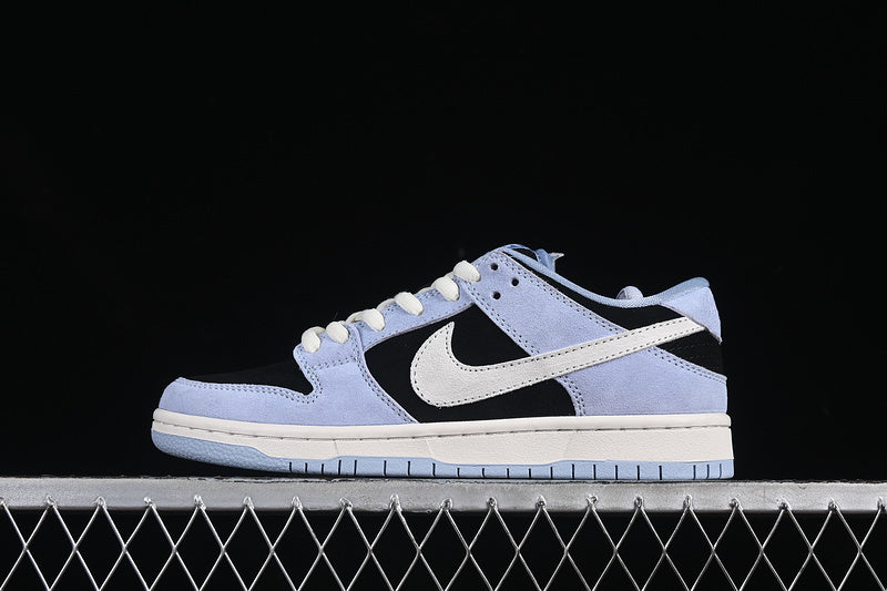 Nike SB Dunk Low "Aluminum"