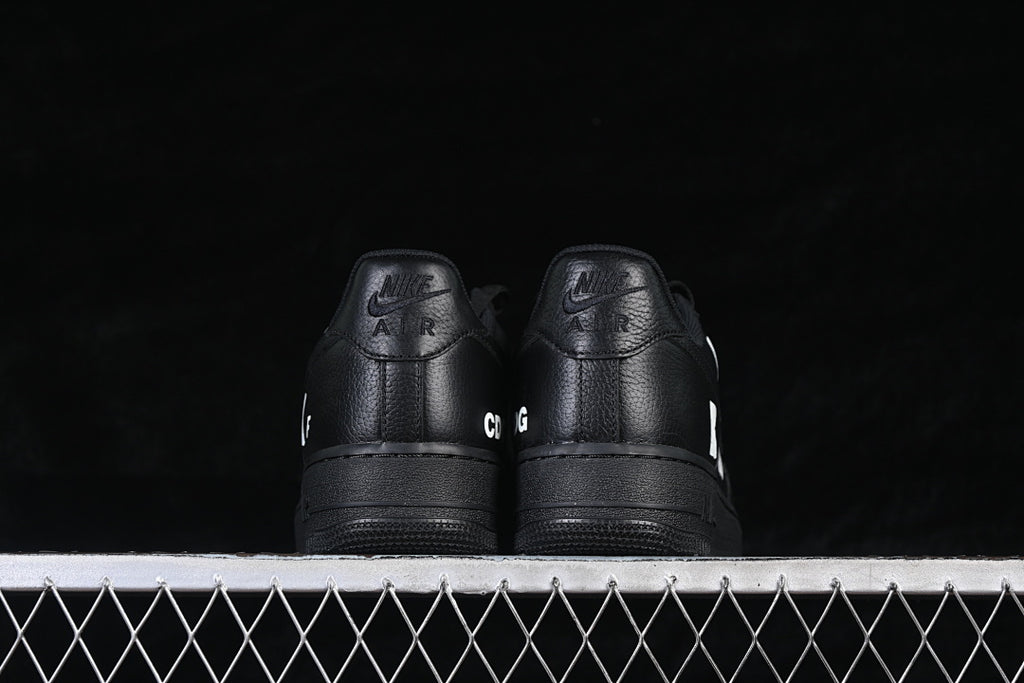 Nike Air Force 1 X Comme Des Garçons "All Black"