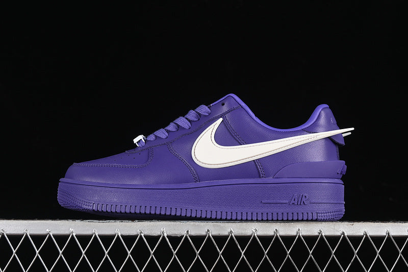 Air Force 1 Low SP AMBUSH "Sky Purple/White"