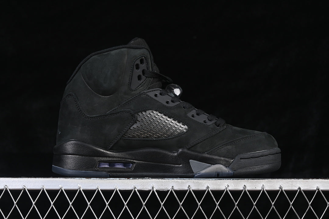Air Jordan 5 Retro "Black Cat"