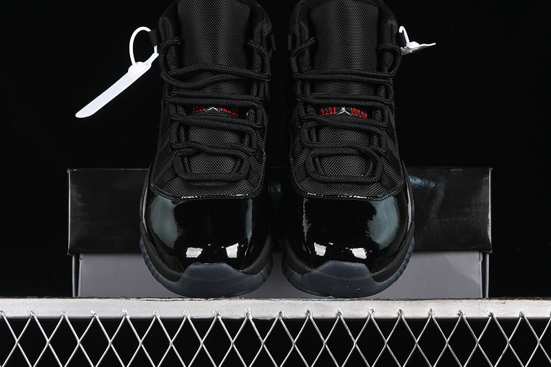 Air Jordan 11 Retro "Black"