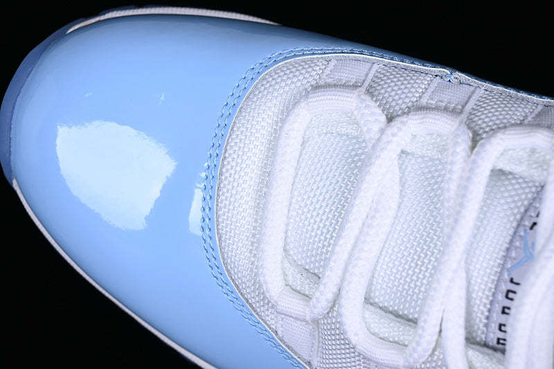 Air Jordan 11 Retro "UNC"